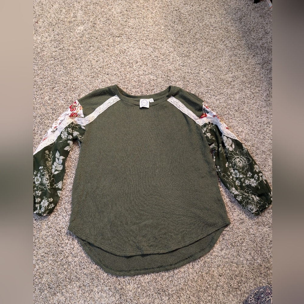 Boho top. Super soft.